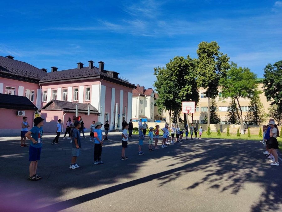 1-й день в дневном воспитательно-оздоровительном лагере 