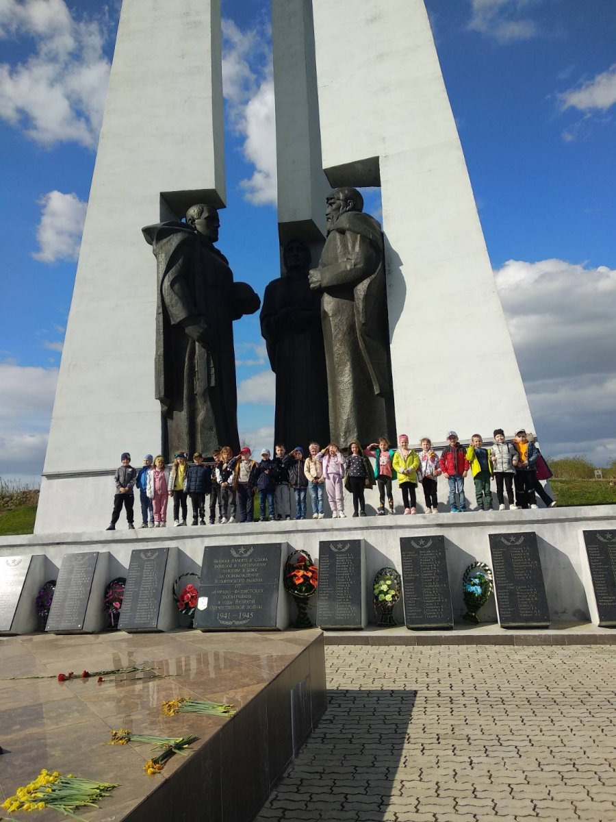 Экскурсия в г/п Зельва и в музей пчеловодства и насекомых (усадьба 