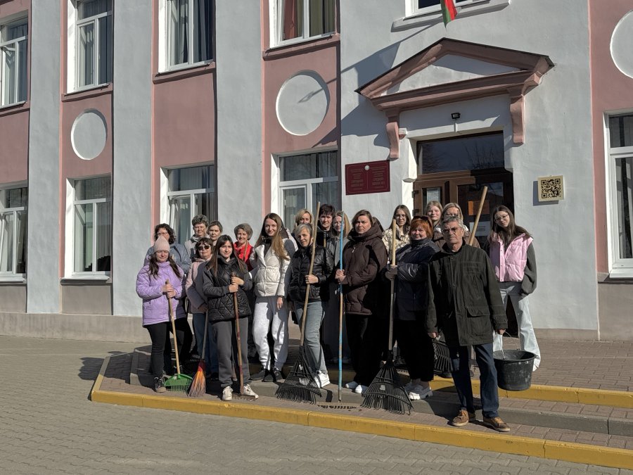 Наведение порядка на пришкольной территории